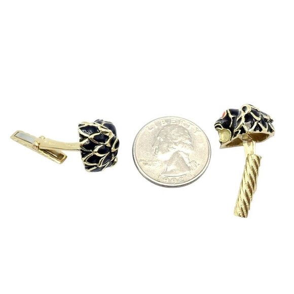 Vintage! David Webb 18k Yellow Gold Black Enamel Lion Cufflinks - Picture 5 of 13